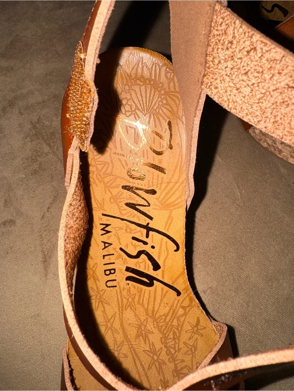 Blowfish Tan/Brown Leather Cross-Strap Wedge Sandals